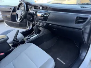 Corolla Toyota 2015