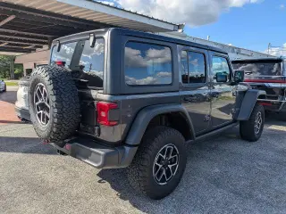 Jeep Wrangler 2025 4x4 Rubicon 4 puertas SUV