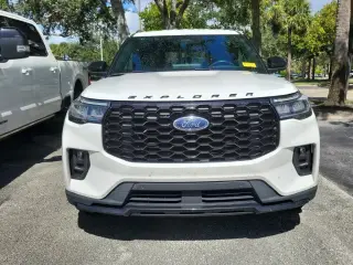 Ford Explorer 2025 ST-Line SUV de 4 puertas