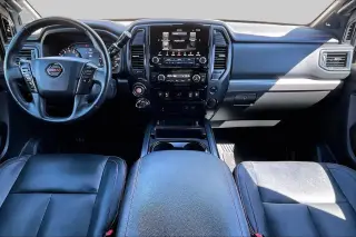 Nissan Titan 2021 4x4 PRO-4X 4 puertas Cabina Doble Caja Corta de 5.6 pies
