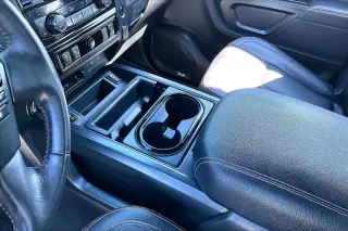 Nissan Titan 2021 4x4 PRO-4X 4 puertas Cabina Doble Caja Corta de 5.6 pies