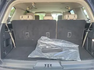 Ford Expedition 2023 4x2 XLT SUV de 4 puertas