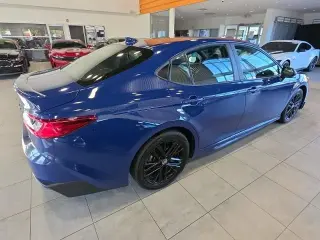 Toyota Camry 2025 SE Sedán 4p