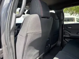 Nissan Frontier 2024