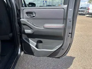 Nissan Frontier 2024