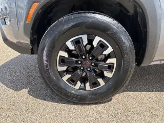 Nissan Frontier 2024
