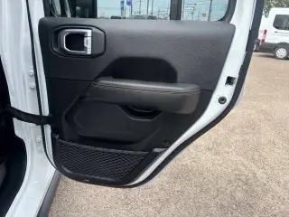 Gladiador Jeep 2023