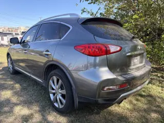 Infiniti QX50 del 2016