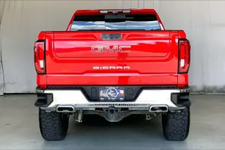 GMC Sierra 1500 Limited 2022 4x4 SLT 4 puertas Cabina Doble Caja Corta de 5.8 pies
