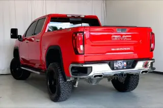 GMC Sierra 1500 Limited 2022 4x4 SLT 4 puertas Cabina Doble Caja Corta de 5.8 pies