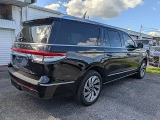Lincoln Navigator L 2022 4x2 Reserve SUV de 4 puertas