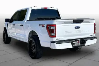 Ford F-150 2022 4x2 XL 4dr SuperCrew 5.5 pies SB