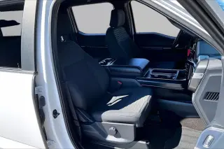 Ford F-150 2022 4x2 XL 4dr SuperCrew 5.5 pies SB