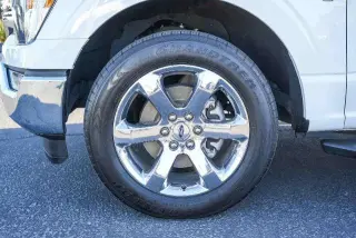 Ford F-150 2022 4x2 XLT 4 puertas SuperCrew 5.5 pies SB