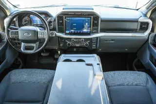 Ford F-150 2022 4x2 XLT 4 puertas SuperCrew 5.5 pies SB