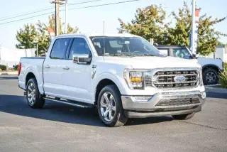 Ford F-150 2022 4x2 XLT 4 puertas SuperCrew 5.5 pies SB
