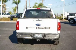 Ford F-150 2022 4x2 XLT 4 puertas SuperCrew 5.5 pies SB