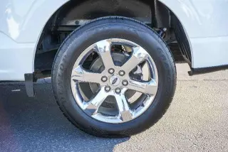 Ford F-150 2022 4x2 XLT 4 puertas SuperCrew 5.5 pies SB
