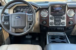 Ford F-350 Super Duty 2014 4x4 Lariat de 4 puertas, cabina doble, caja corta de 6.8 pies, rueda sencilla (SRW)