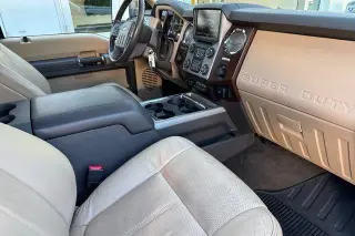 Ford F-350 Super Duty 2014 4x4 Lariat de 4 puertas, cabina doble, caja corta de 6.8 pies, rueda sencilla (SRW)