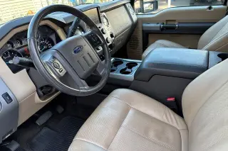 Ford F-350 Super Duty 2014 4x4 Lariat de 4 puertas, cabina doble, caja corta de 6.8 pies, rueda sencilla (SRW)