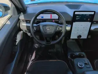 Ford Mustang Mach-E 2023 AWD GT 4dr SUV