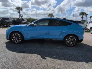 Ford Mustang Mach-E 2023 AWD GT 4dr SUV