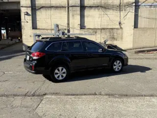 Subaru Outback 2011