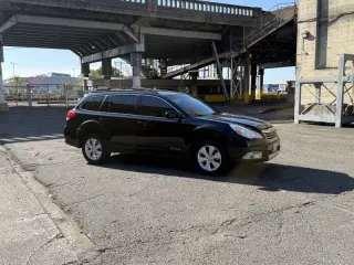 Subaru Outback 2011