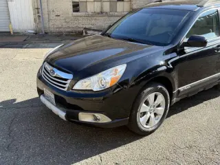 Subaru Outback 2011