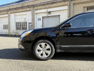 Subaru Outback 2011