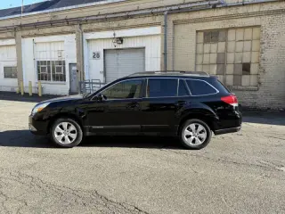 Subaru Outback 2011