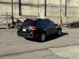 Subaru Outback 2011