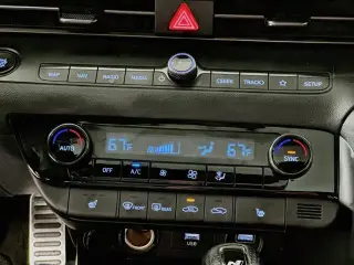 Hyundai ELANTRA 2023 N Line Sedán de 4 puertas