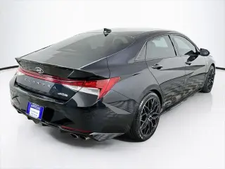 Hyundai ELANTRA 2023 N Line Sedán de 4 puertas