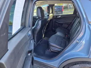 Ford Escape Plug-In Hybrid 2024 SUV de 4 puertas PHEV