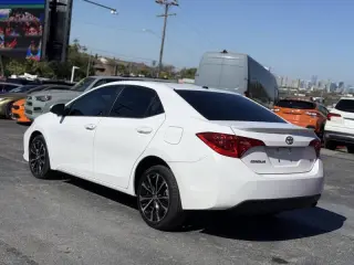 Corolla Toyota 2018