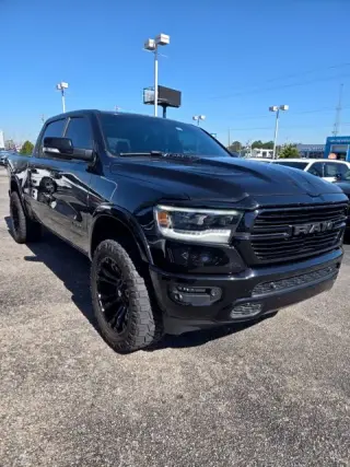 Ram 1500 2019 4x4 Laramie Cabina Tripulante 4p Caja Corta de 5.6 pies