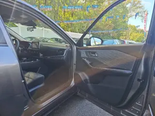 Nissan Rogue 2023