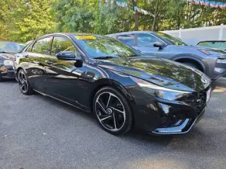 Hyundai Elantra del 2023