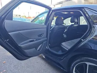 Hyundai Elantra del 2023