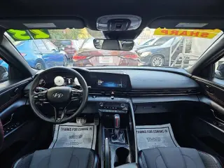 Hyundai Elantra del 2023