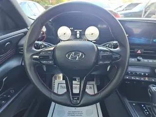 Hyundai Elantra del 2023