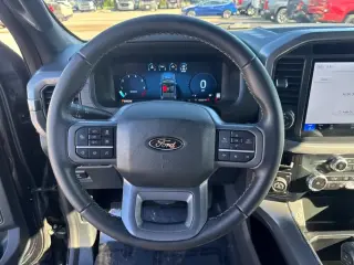 Ford F-150 2025 4x4 XLT 4dr SuperCrew 5.5 pies SB