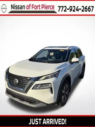 Nissan Rogue 2021 SV Crossover de 4 puertas