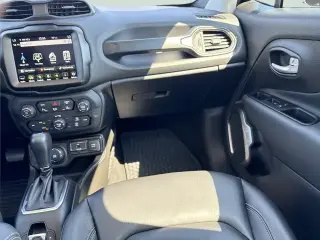 Jeep Renegade 2023 4x4 Limited SUV de 4 puertas