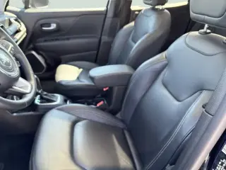 Jeep Renegade 2023 4x4 Limited SUV de 4 puertas