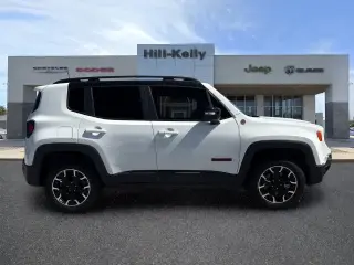 Jeep Renegade 2023 4x4 Trailhawk SUV de 4 puertas