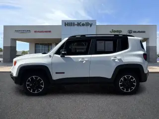 Jeep Renegade 2023 4x4 Trailhawk SUV de 4 puertas