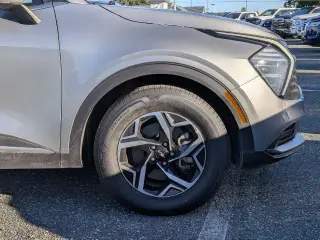 Kia Sportage 2025 SUV de 4 puertas LX